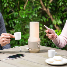 Lade das Bild in den Galerie-Viewer, LED Lampe mit eingebauten Sound