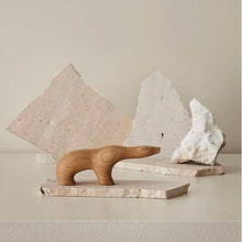 Lade das Bild in den Galerie-Viewer, Das Eisbärjunge