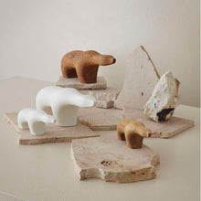 Lade das Bild in den Galerie-Viewer, Das Eisbärjunge, weiss