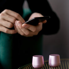 Lade das Bild in den Galerie-Viewer, Mino+ 3W Bluetooth® Lautsprecher