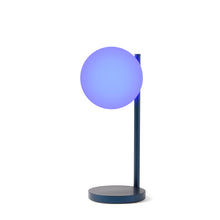 Lade das Bild in den Galerie-Viewer, LED Lampe