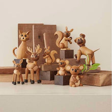 Lade das Bild in den Galerie-Viewer, Hazel