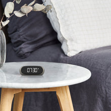 Lade das Bild in den Galerie-Viewer, Mini Wecker