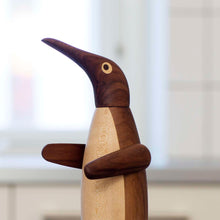 Lade das Bild in den Galerie-Viewer, Der Salzpinguin