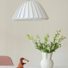 Lade das Bild in den Galerie-Viewer, Pfeffervogel