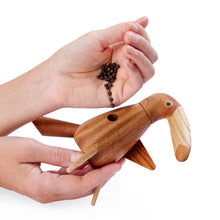 Lade das Bild in den Galerie-Viewer, Pfeffervogel