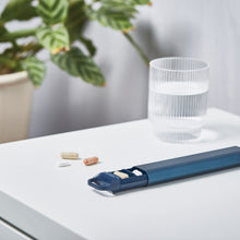 Lade das Bild in den Galerie-Viewer, Pillendose
