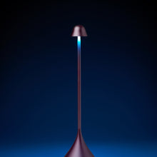 Lade das Bild in den Galerie-Viewer, LED Tischlampe
