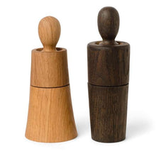 Lade das Bild in den Galerie-Viewer, Mini Mr. Pepper
