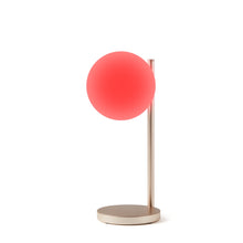 Lade das Bild in den Galerie-Viewer, LED Lampe
