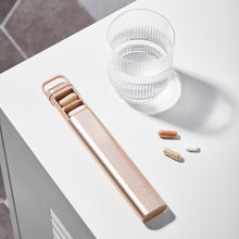 Lade das Bild in den Galerie-Viewer, Pillendose
