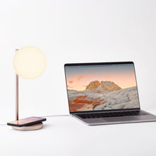Lade das Bild in den Galerie-Viewer, LED Lampe
