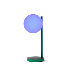 Lade das Bild in den Galerie-Viewer, LED Lampe
