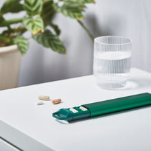 Lade das Bild in den Galerie-Viewer, Pillendose
