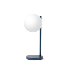 Lade das Bild in den Galerie-Viewer, LED Lampe
