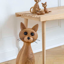 Lade das Bild in den Galerie-Viewer, Lucky
