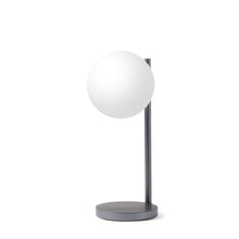 Lade das Bild in den Galerie-Viewer, LED Lampe
