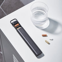 Lade das Bild in den Galerie-Viewer, Pillendose
