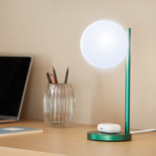 Lade das Bild in den Galerie-Viewer, LED Lampe
